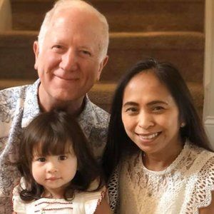 Meet your Posher, Krissantina